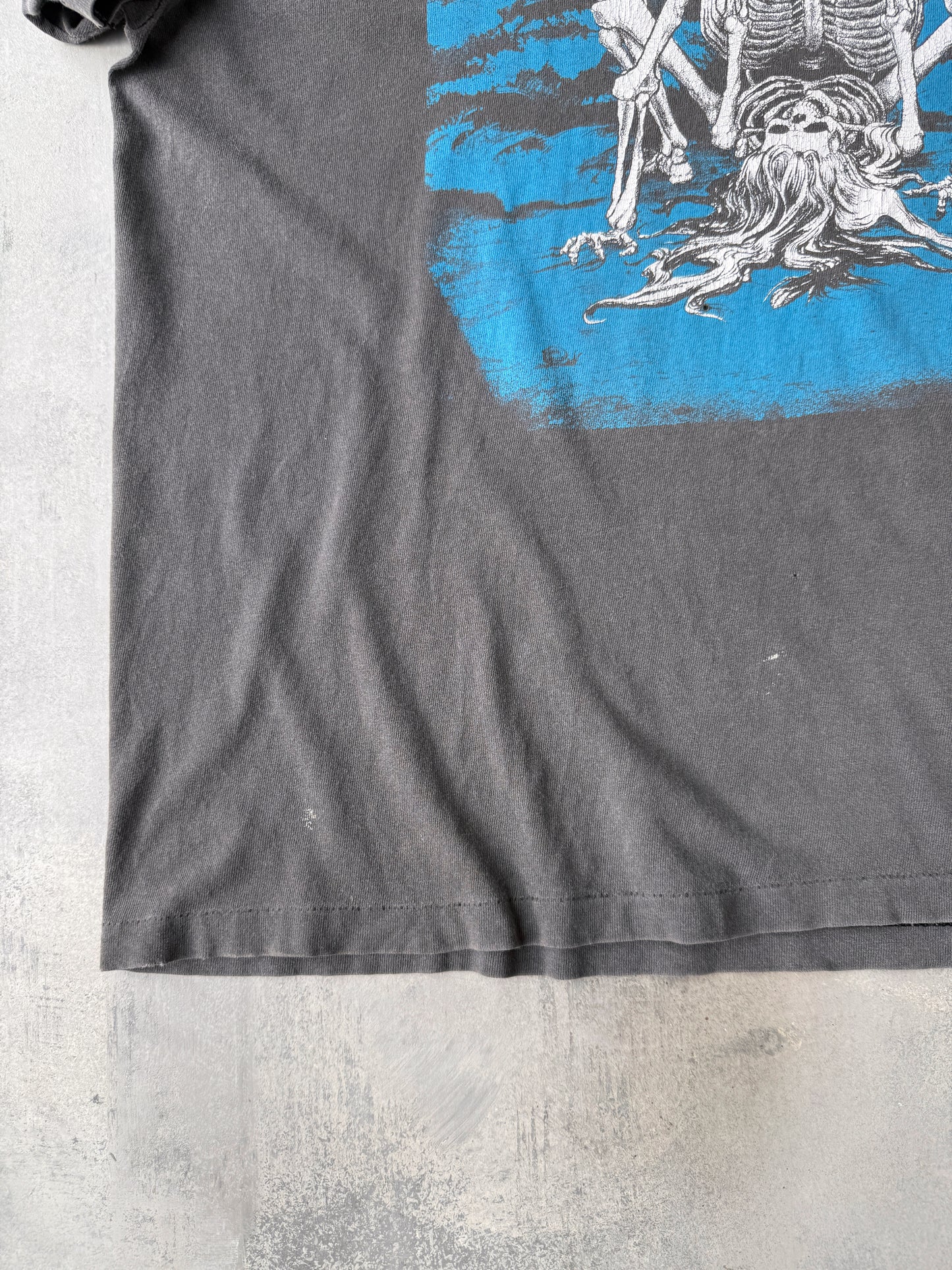 Love Never Dies T-Shirt '91 - XL