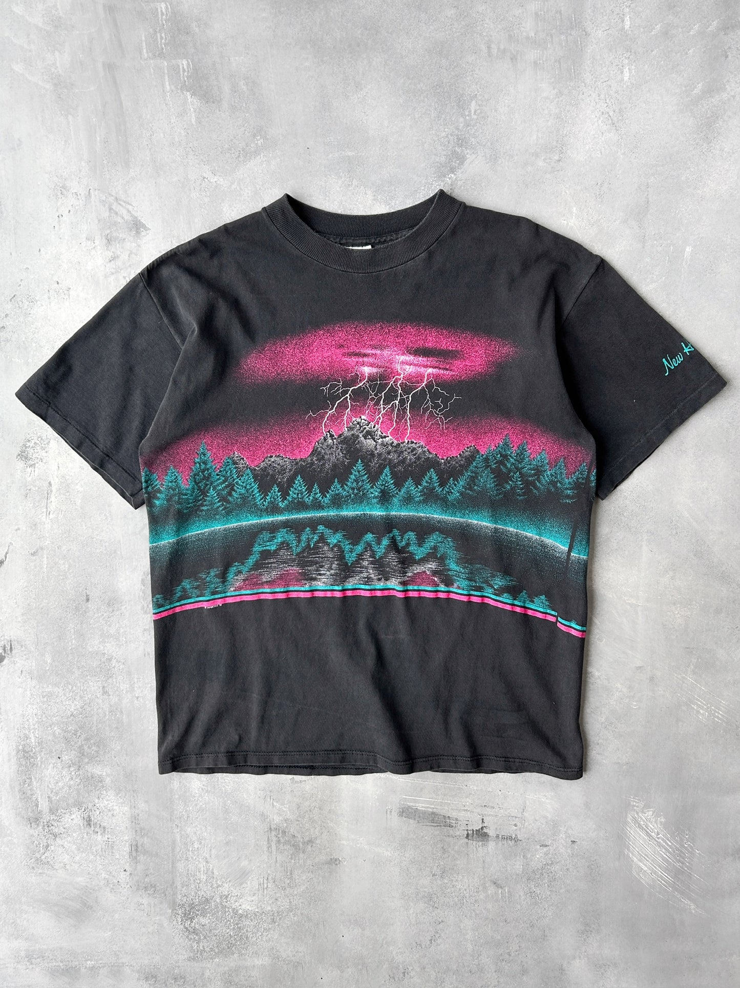 Lightning Scene T-Shirt '91 - Large
