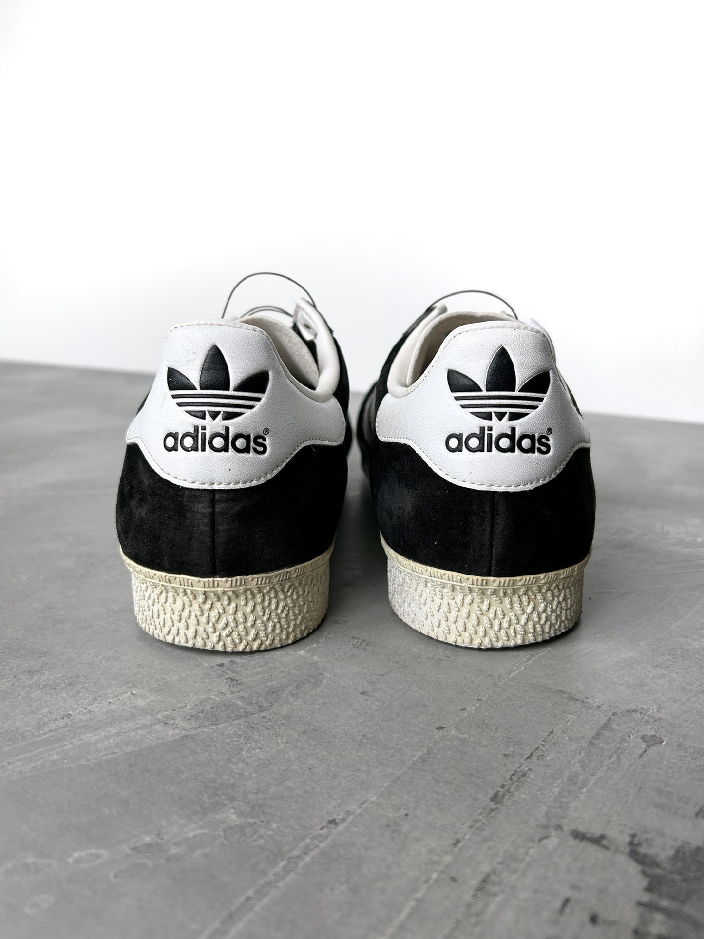 Adidas Gazelle Sneakers - Men's 9 / Women's 10.5
