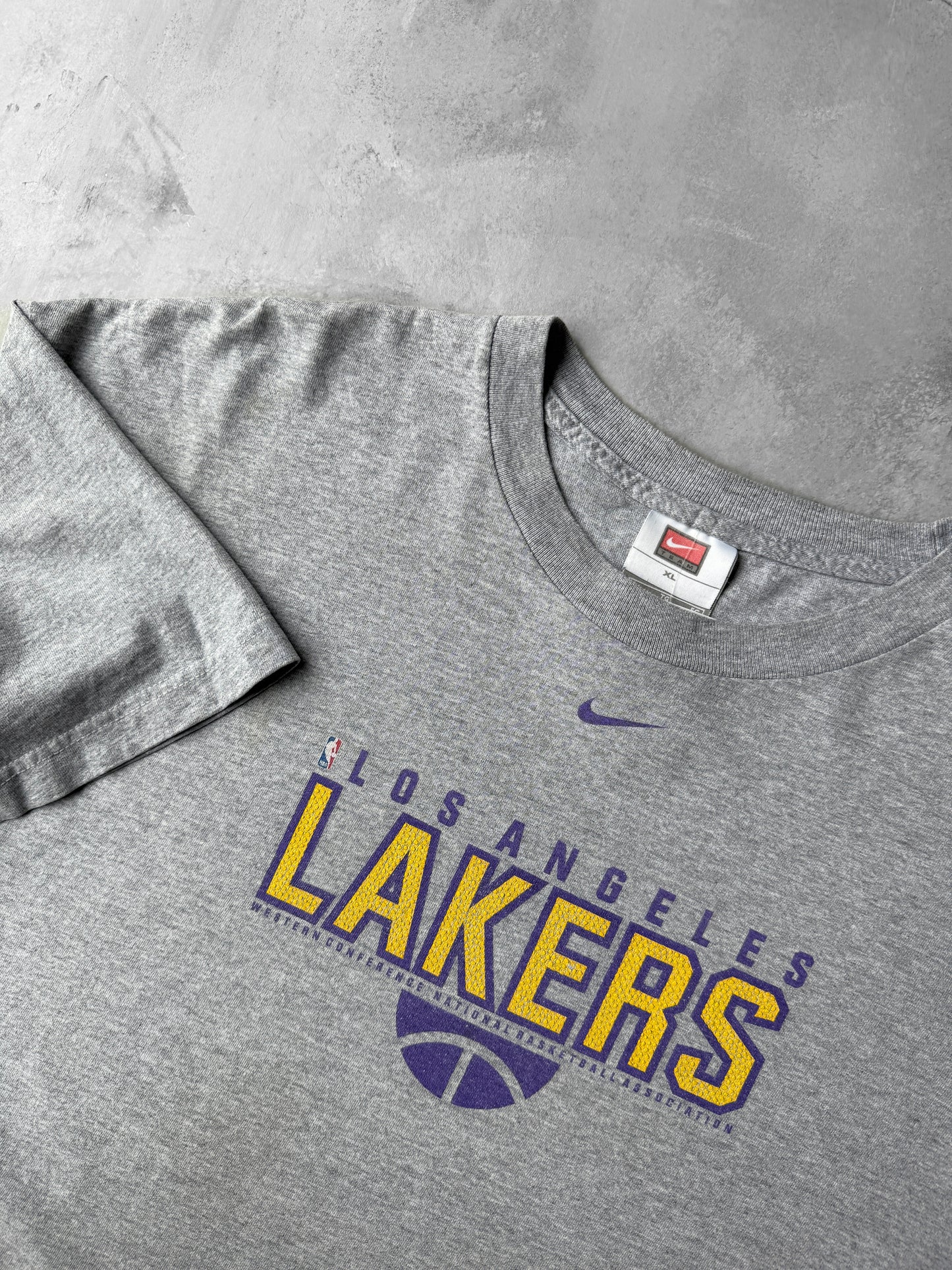 Los Angeles Lakers Nike T-Shirt Y2K - XL