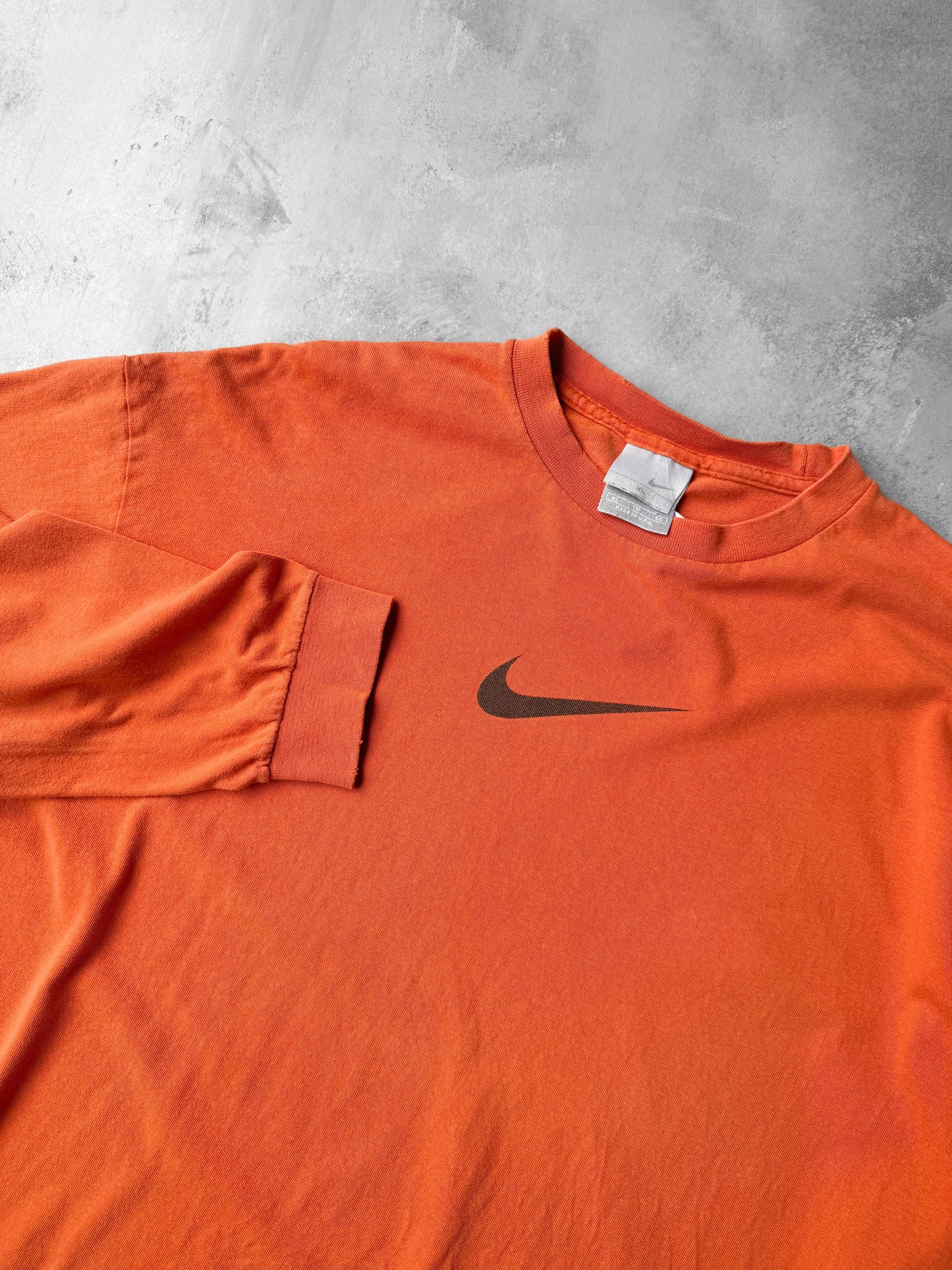 Nike Long Sleeved T-Shirt Y2K - XL
