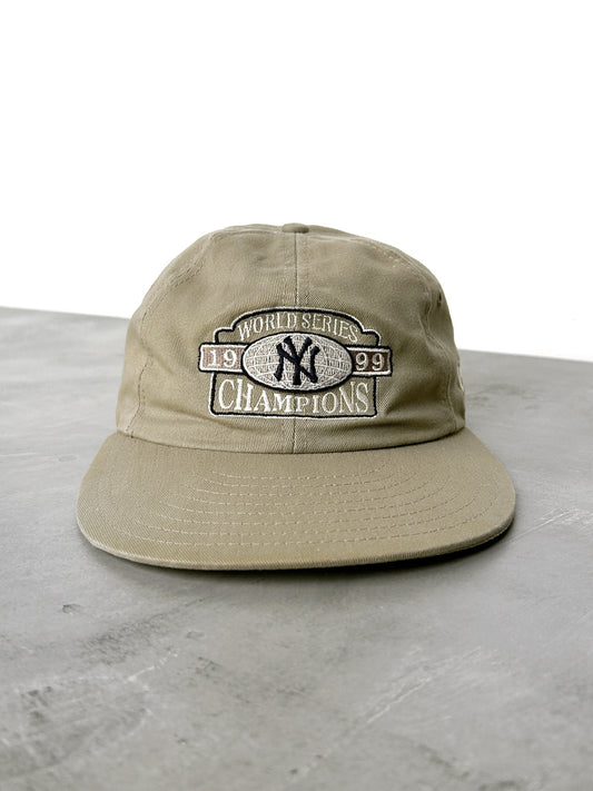 New York Yankees Strapback Hat '99