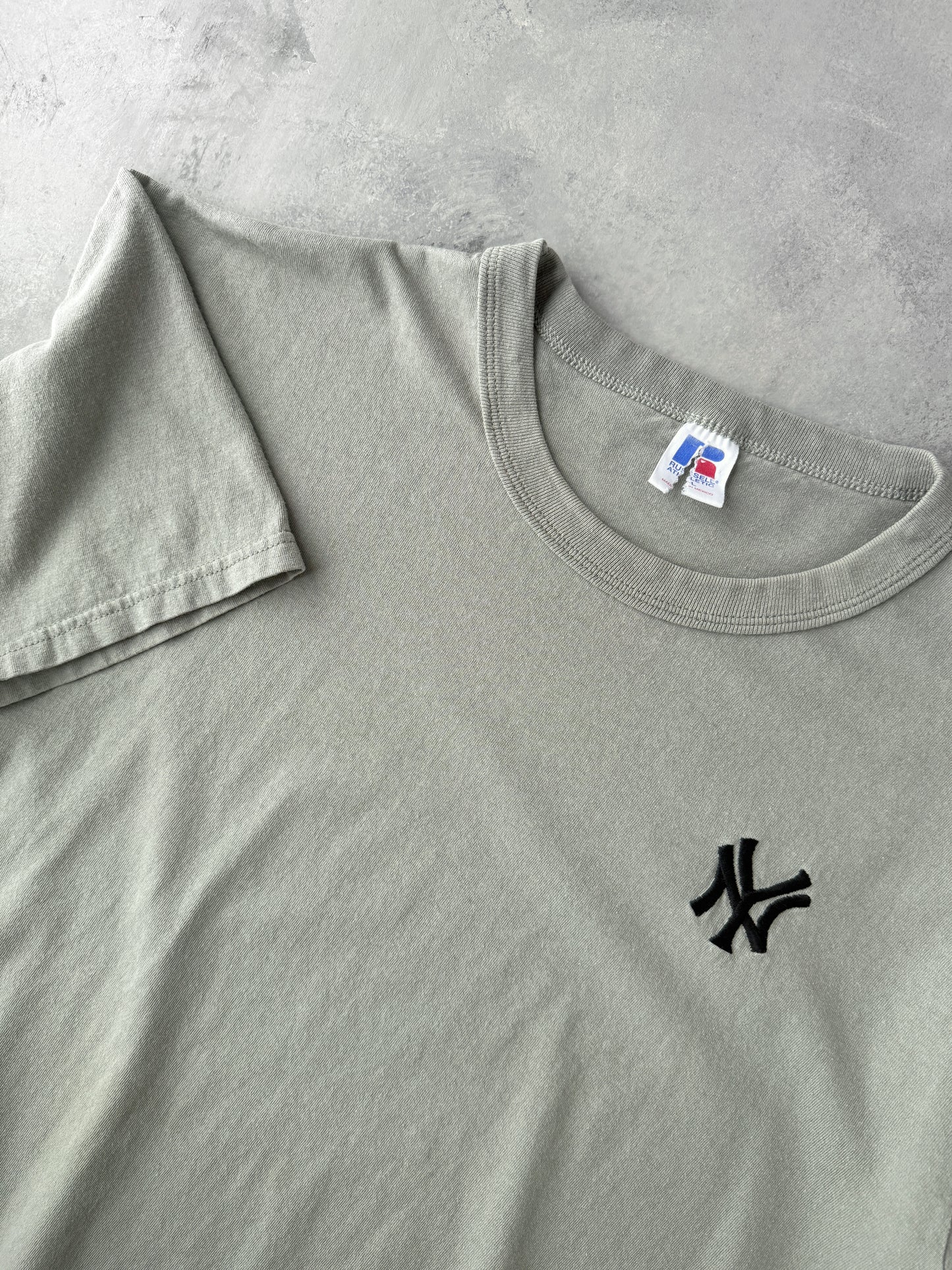 Sage Green Yankees Logo T-Shirt Y2K - Large / XL