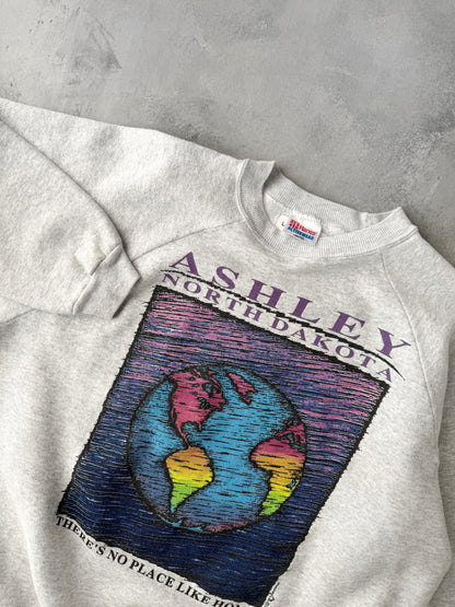 There's No Place Like Home Sweatshirt '93 - Large