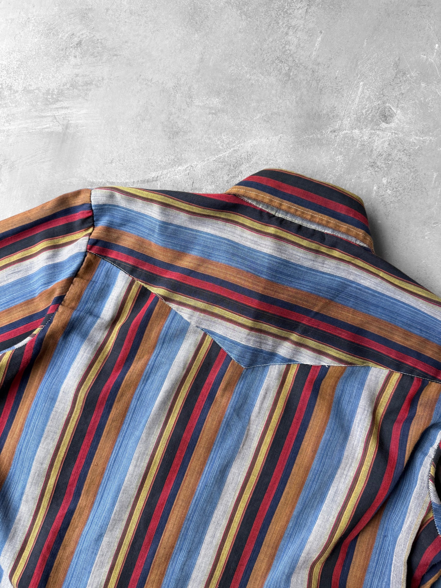 Striped Pearl Snap Shirt 80's - Medium