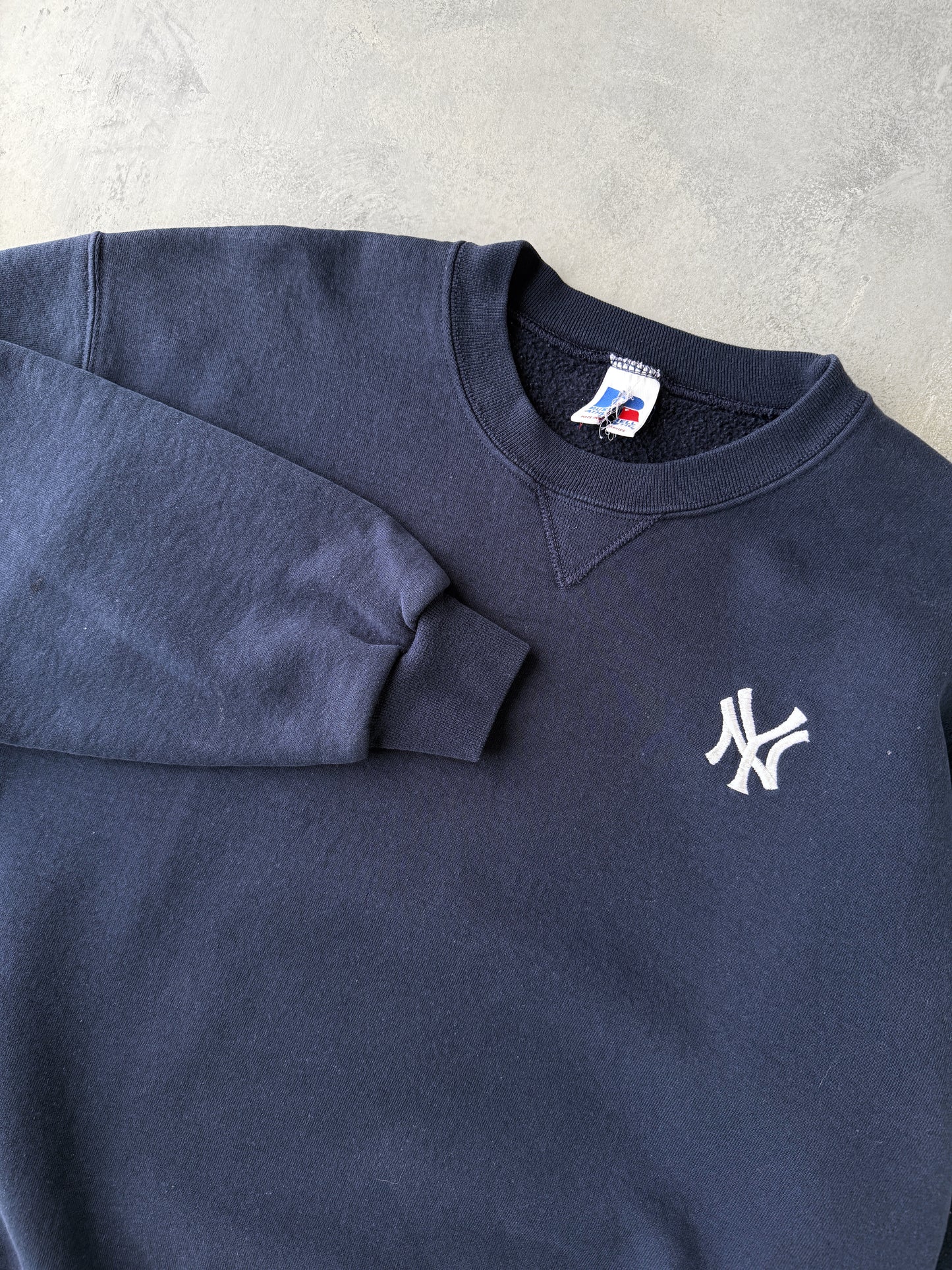 New York Yankees Logo Sweatshirt Y2K - Medium/ Large