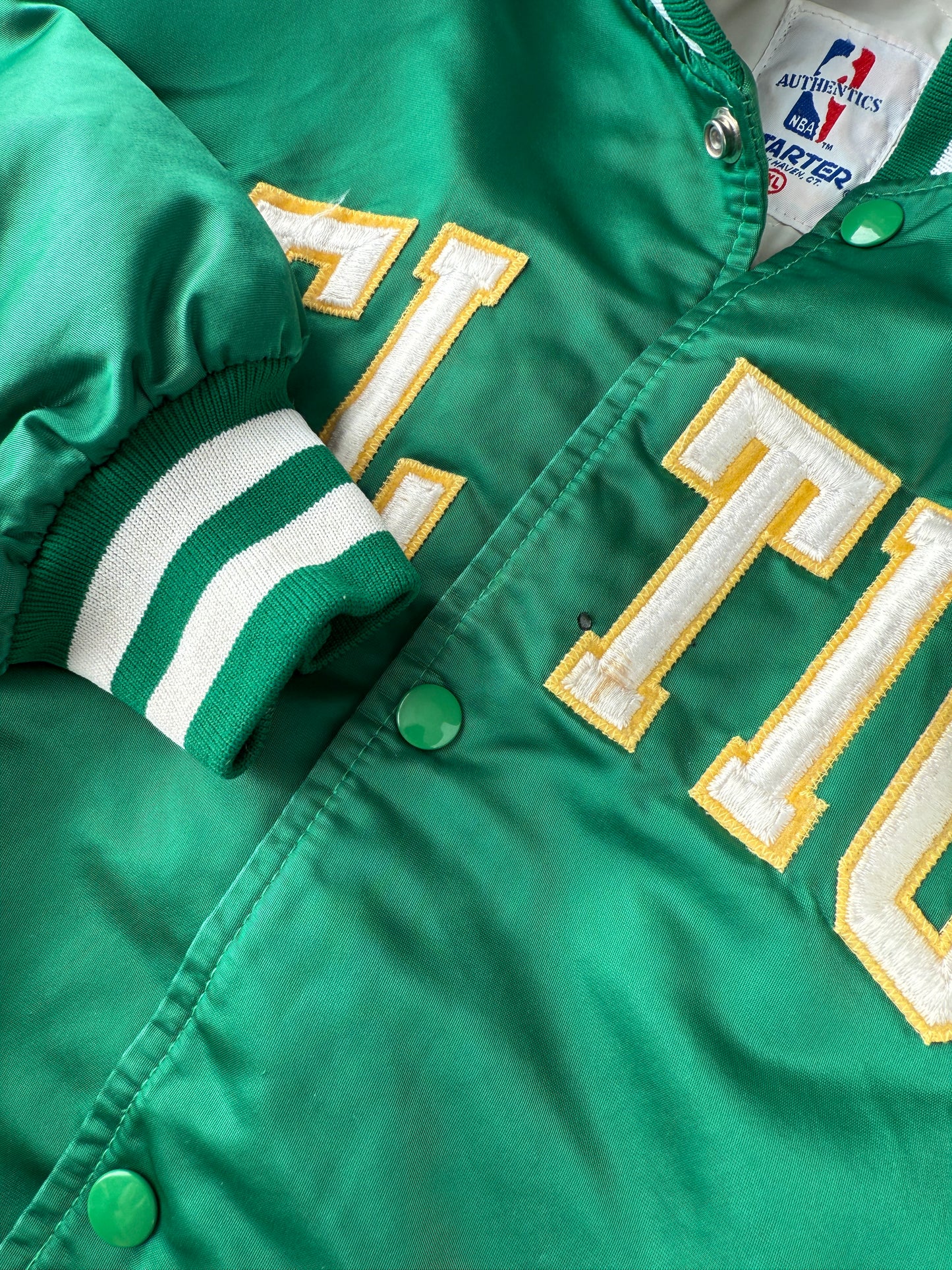 Boston Celtics Satin Bomber Jacket 80's - XL