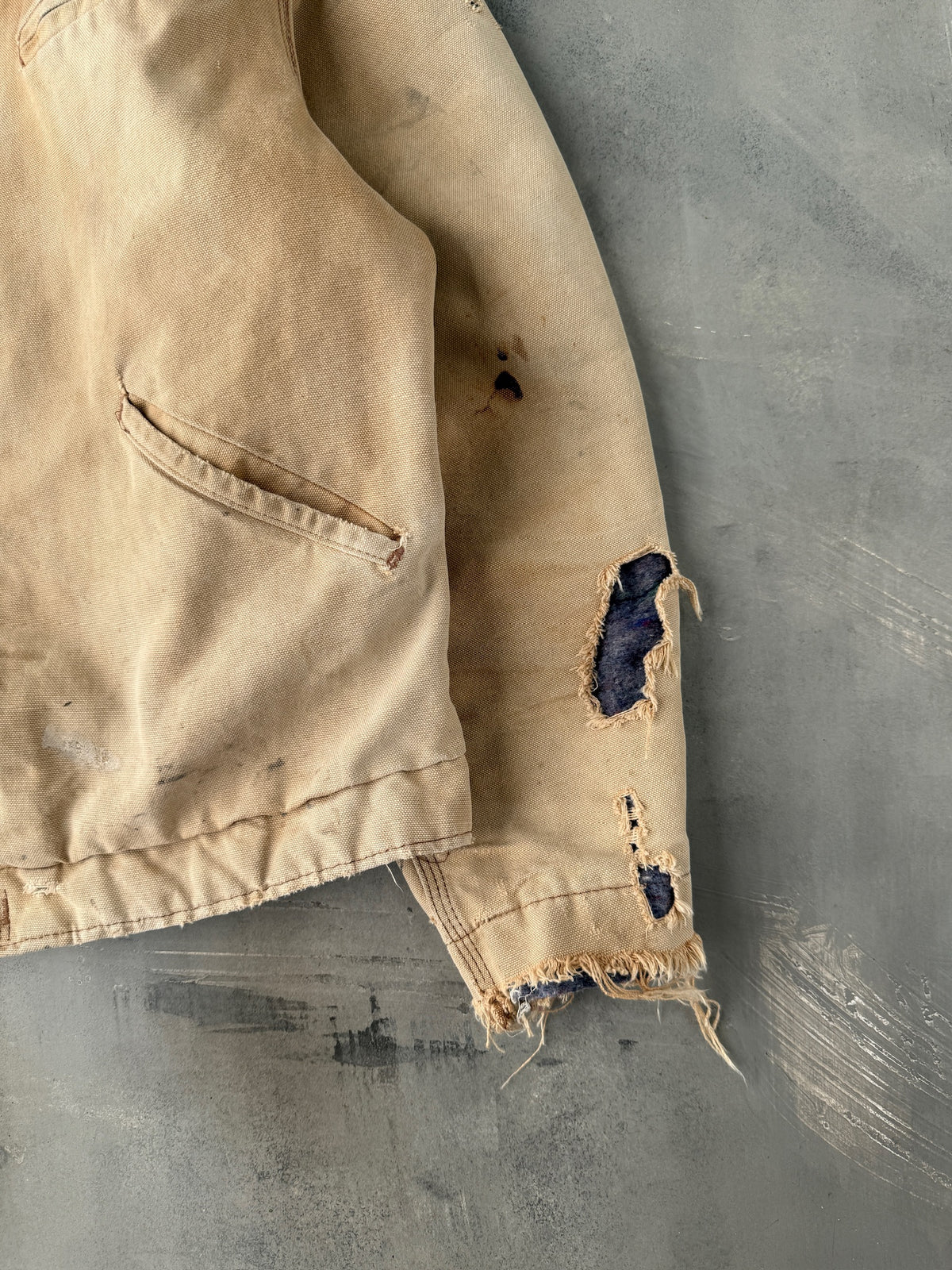 Distressed Carhartt Detroit Jacket 80's - Small