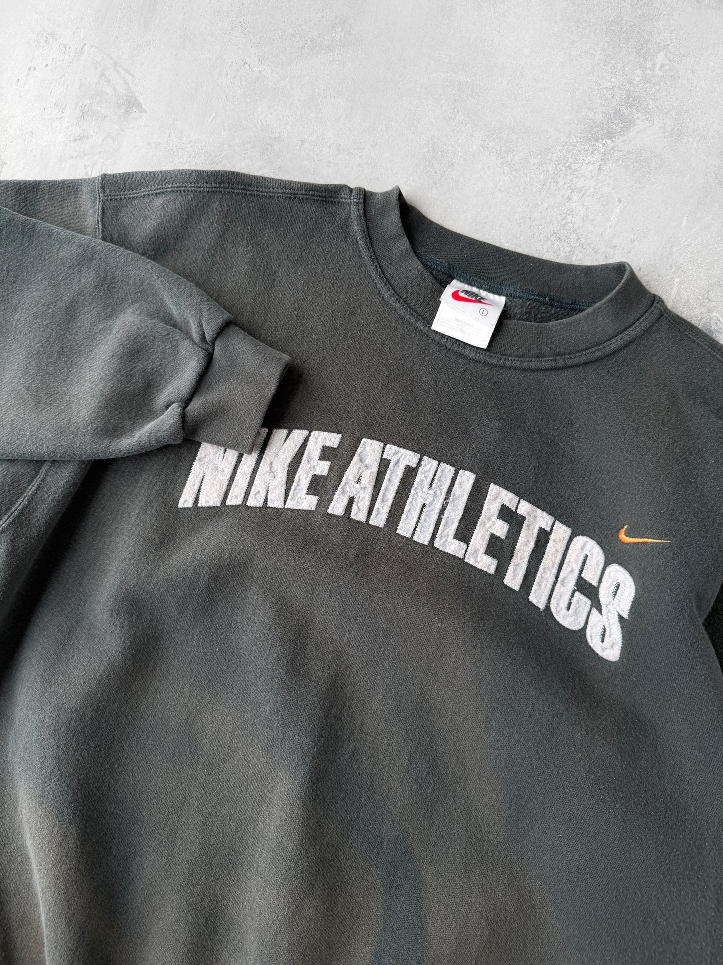 Nike Athletics Sweatshirt 90's - Large