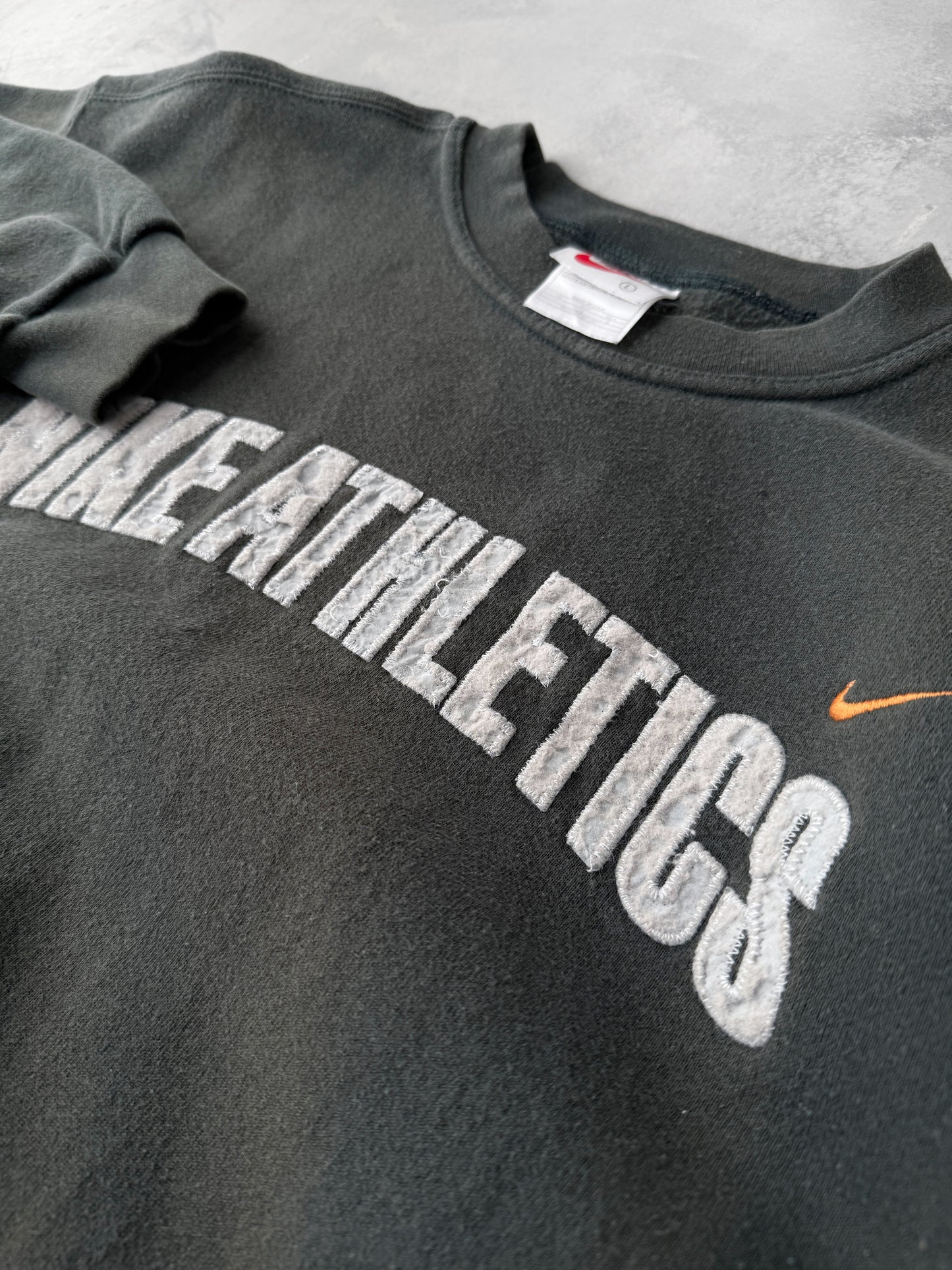 Nike Athletics Sweatshirt 90's - Large
