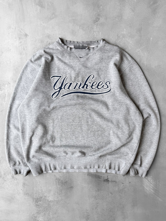 Distressed Nike New York Yankees Sweatshirt Y2K - XL