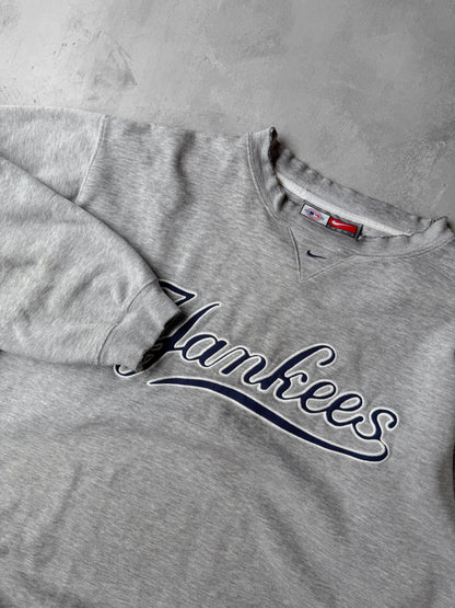 Distressed Nike New York Yankees Sweatshirt Y2K - XL