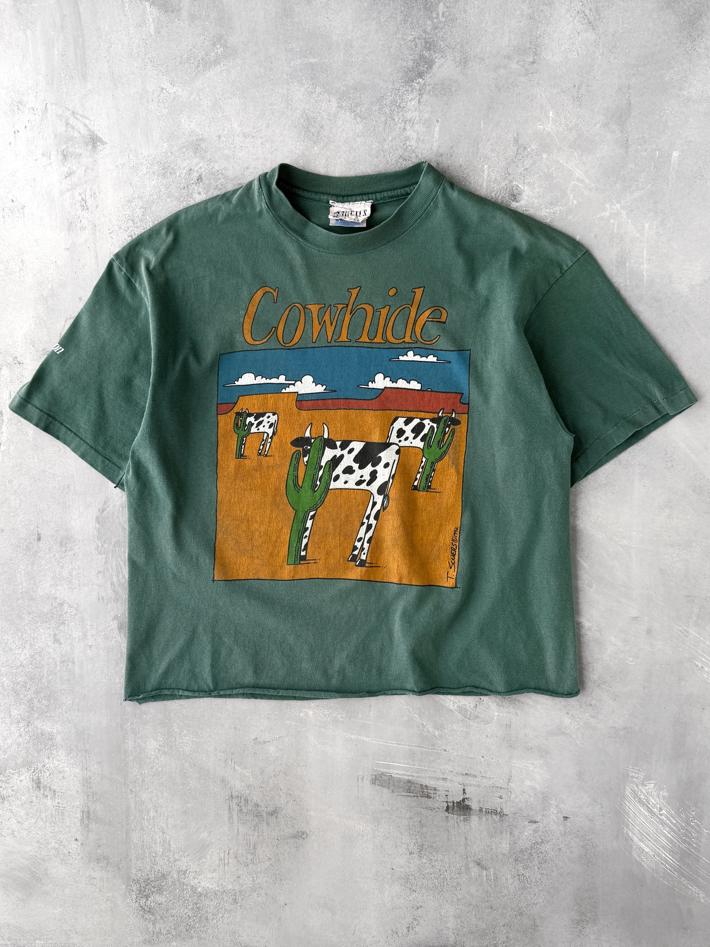 Cropped Cowhide Pun T-Shirt '92 - Large