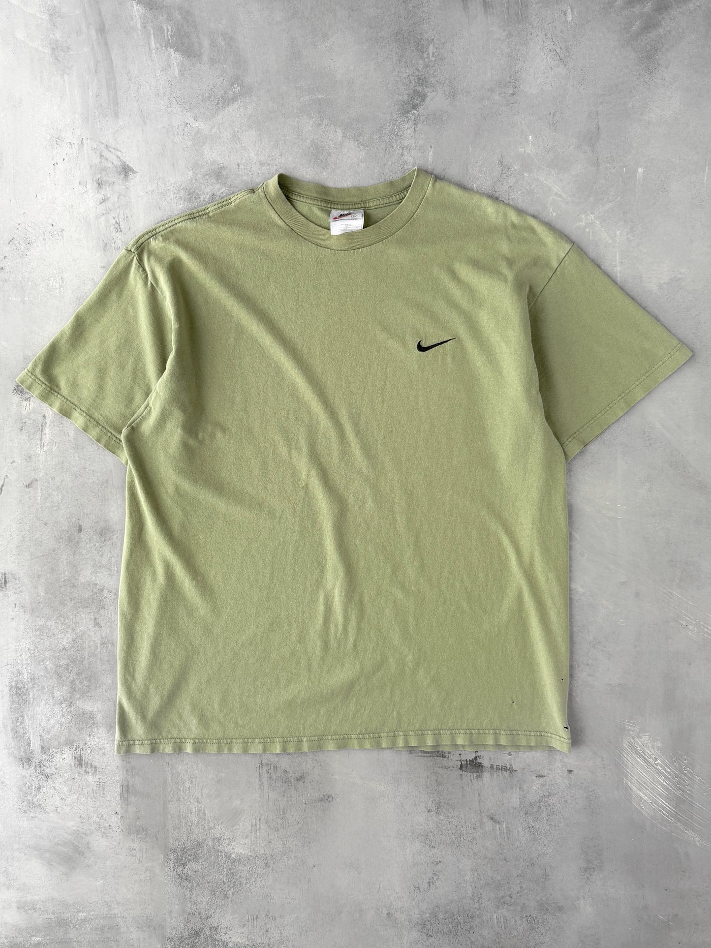 Olive Green Nike Essential T-Shirt 90's - Large / XL