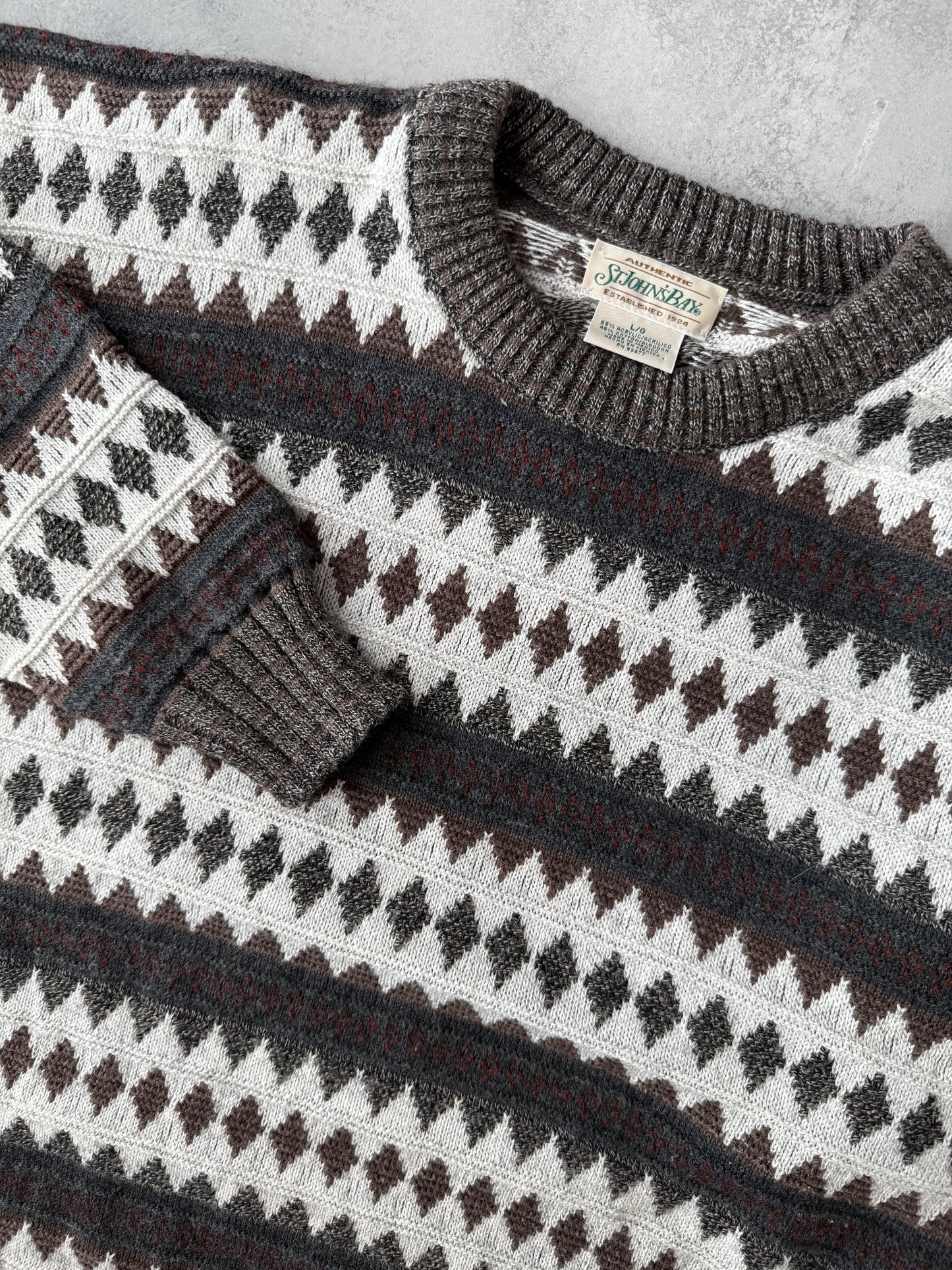 Diamond Pattern Sweater Y2K - Large