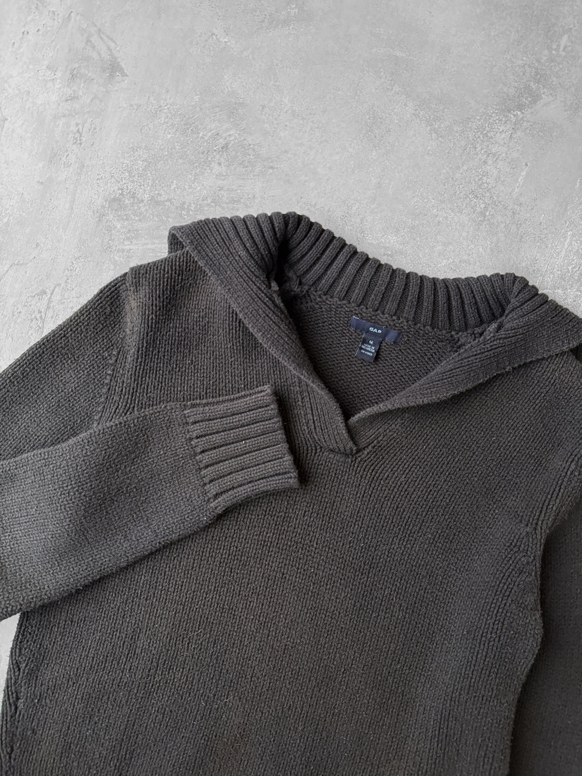 Collared Black Sweater Y2K - Medium