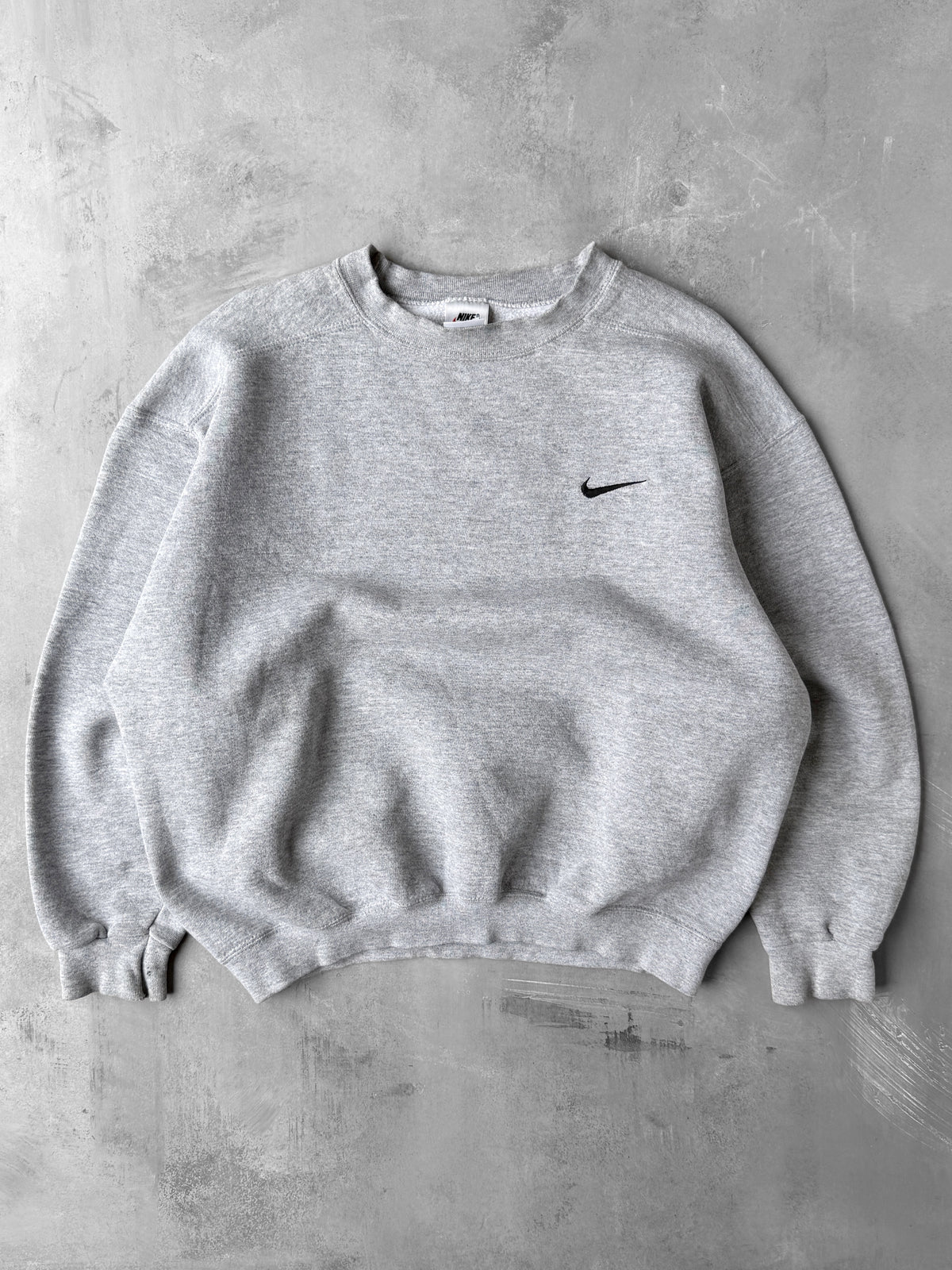Heather Gray Nike Essential Sweatshirt 90's - Medium