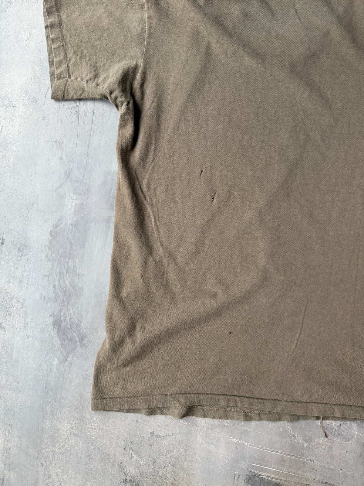Army Green Blank T-Shirt 80's - Medium / Large