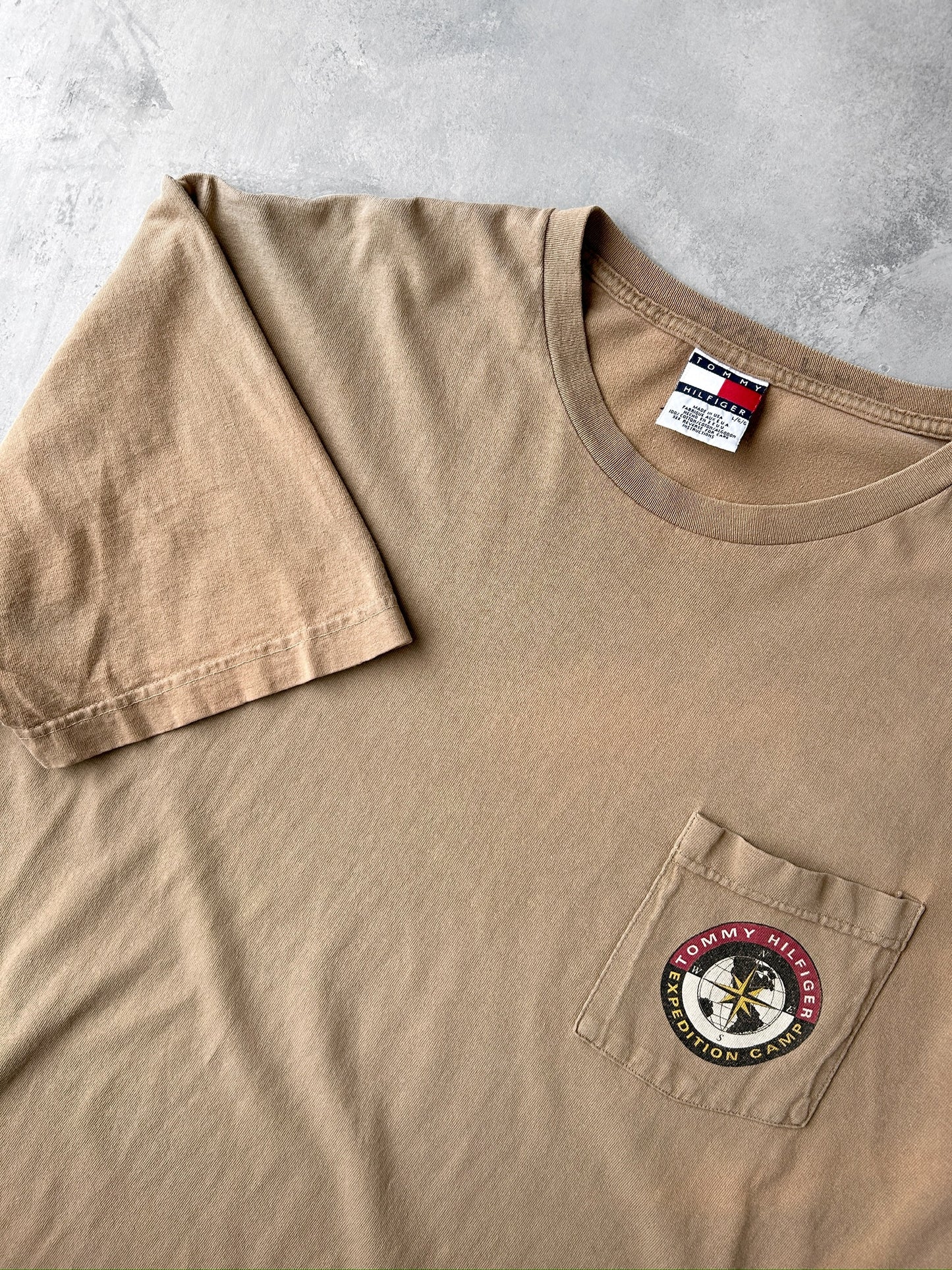 Tommy Hilfiger Expedition Camp Pocket T-Shirt 90's - Large / XL