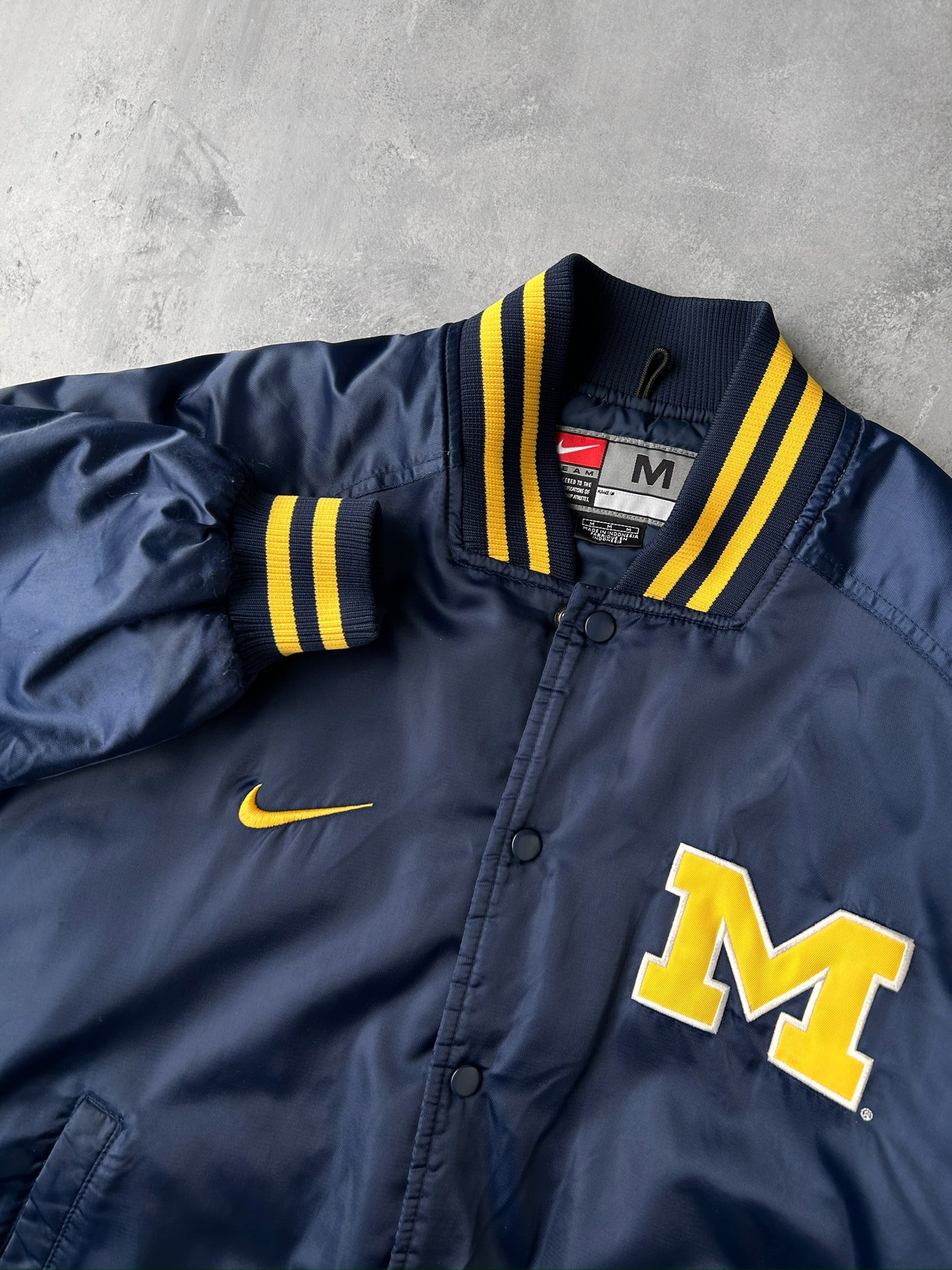 University of Michigan Nike Satin Bomber Jacket 00's - Medium