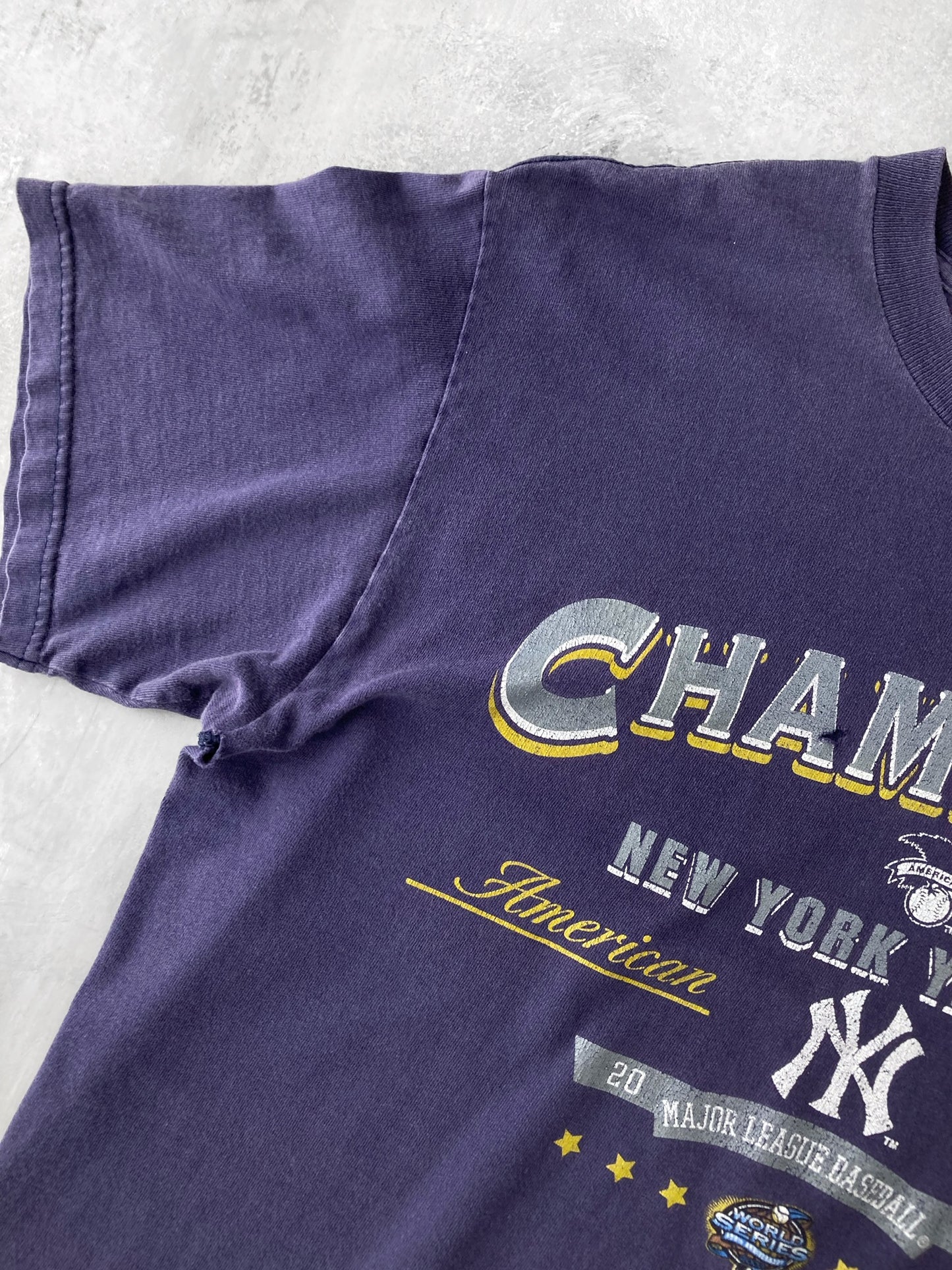 New York Yankees T-Shirt '03 - Medium