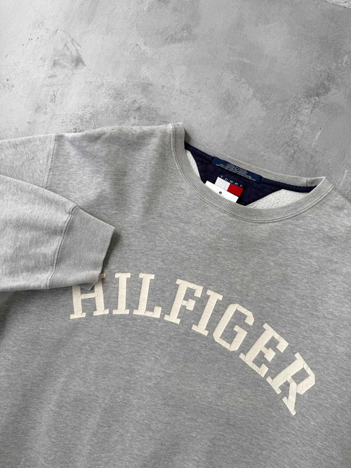 Tommy Hilfiger Sweatshirt 90's - Large