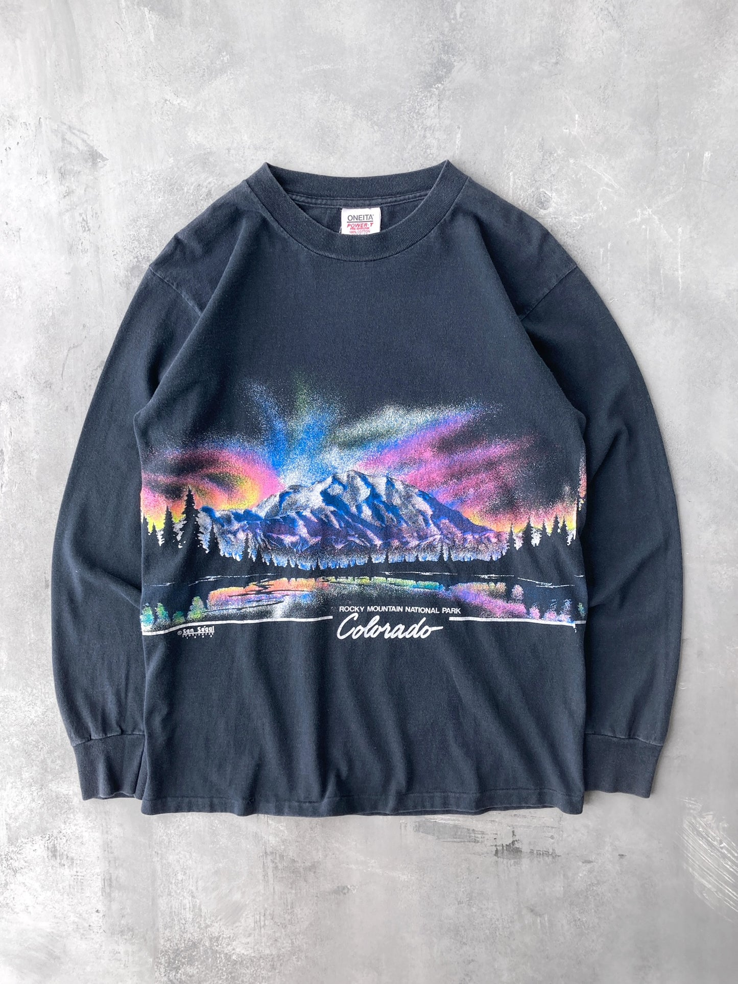 Rocky Mountain National Park T-Shirt '90 - Medium