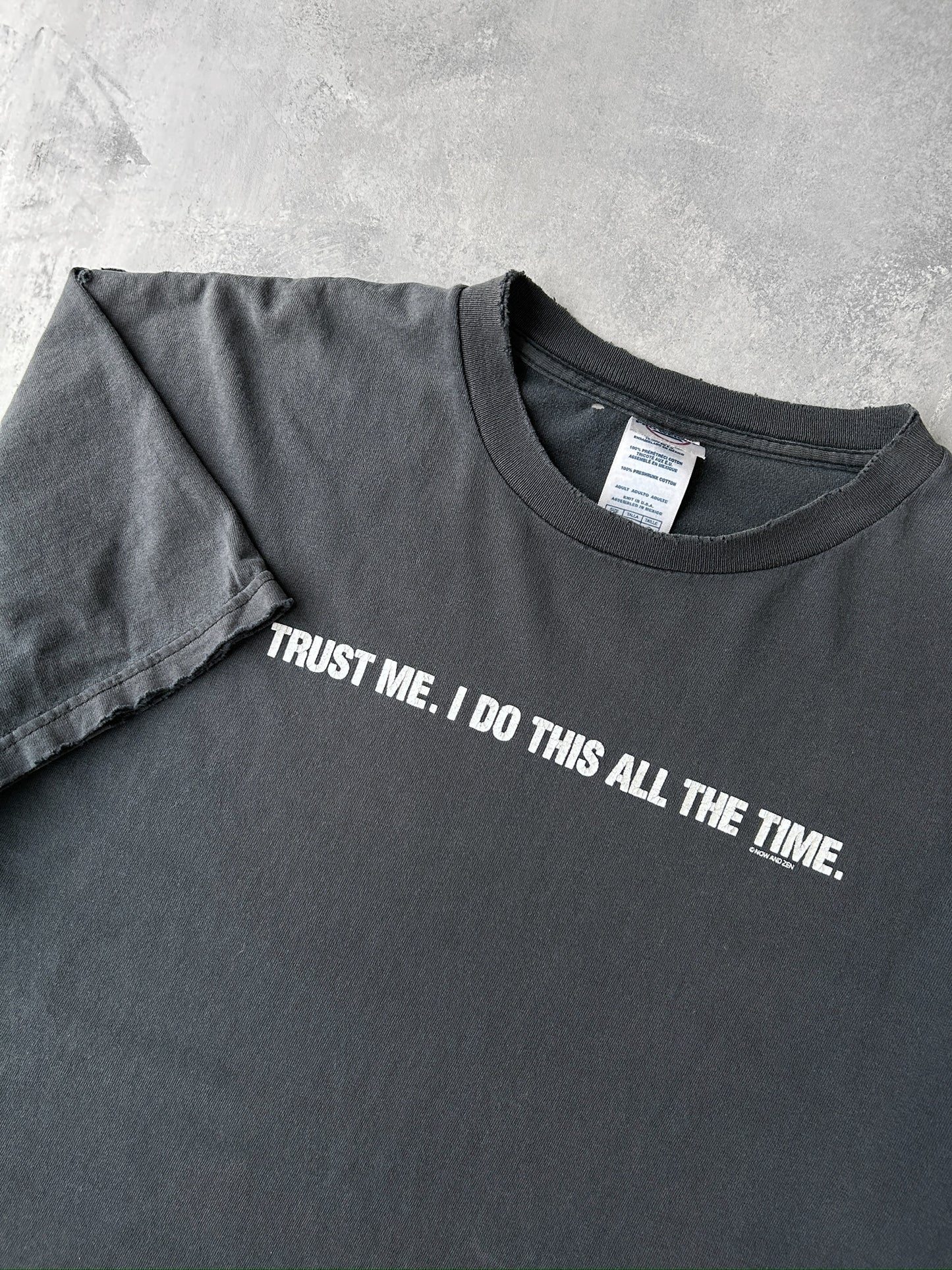 Trust Me T-Shirt Y2K - Large