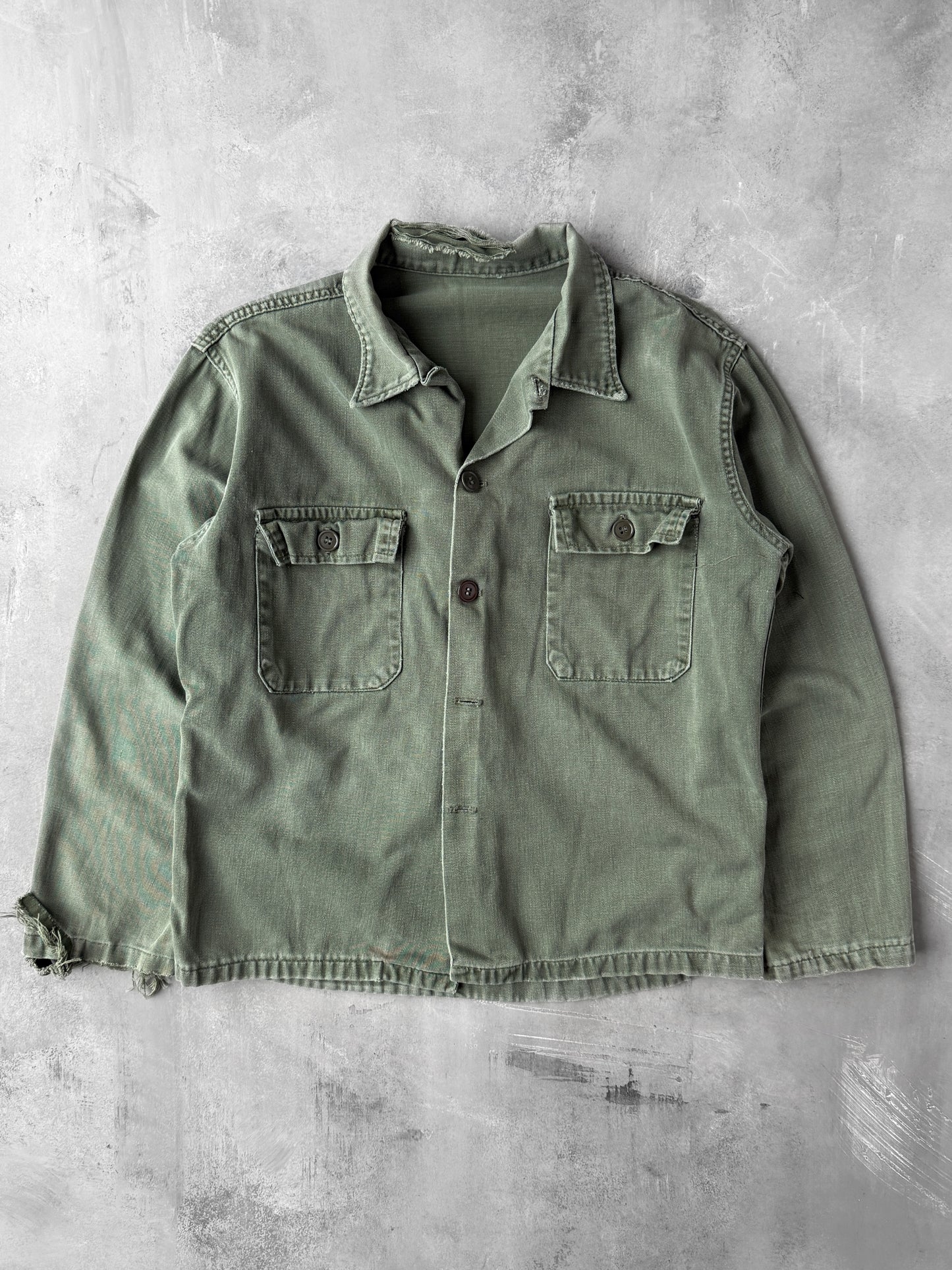 Distressed Fatigue Shirt 70's - Medium