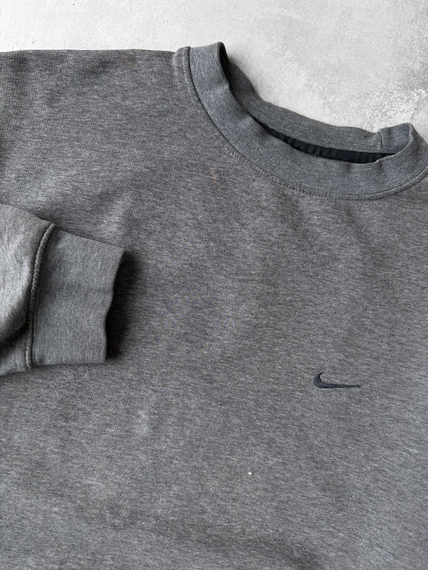 Dark Heather Gray Nike Essential Sweatshirt Y2K - Large