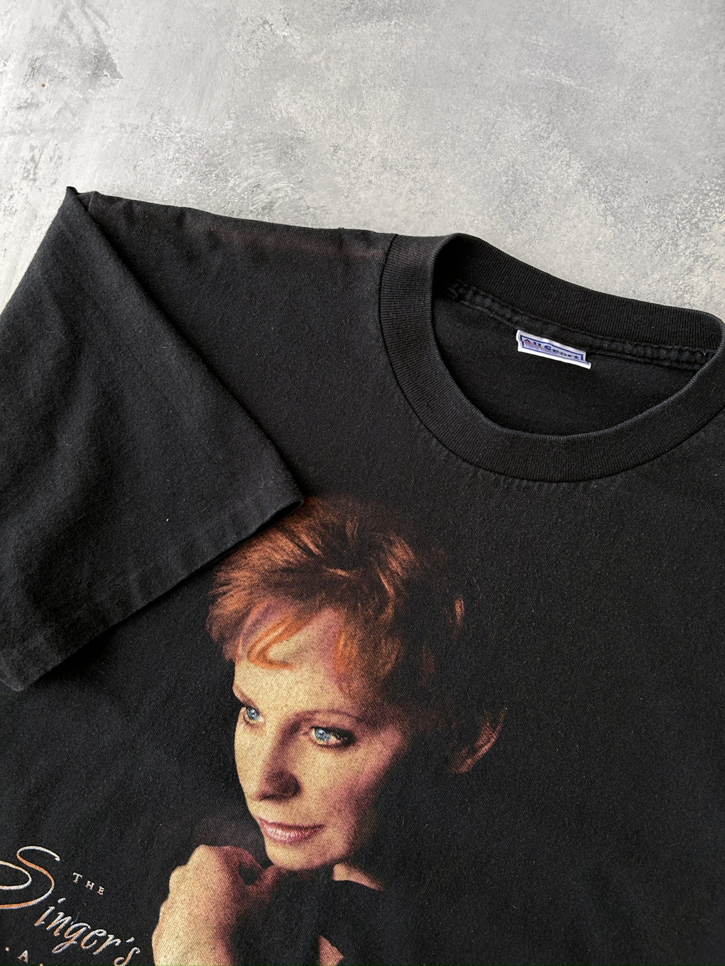 The Singer's Diary Reba McEntire T-Shirt '99 - Large