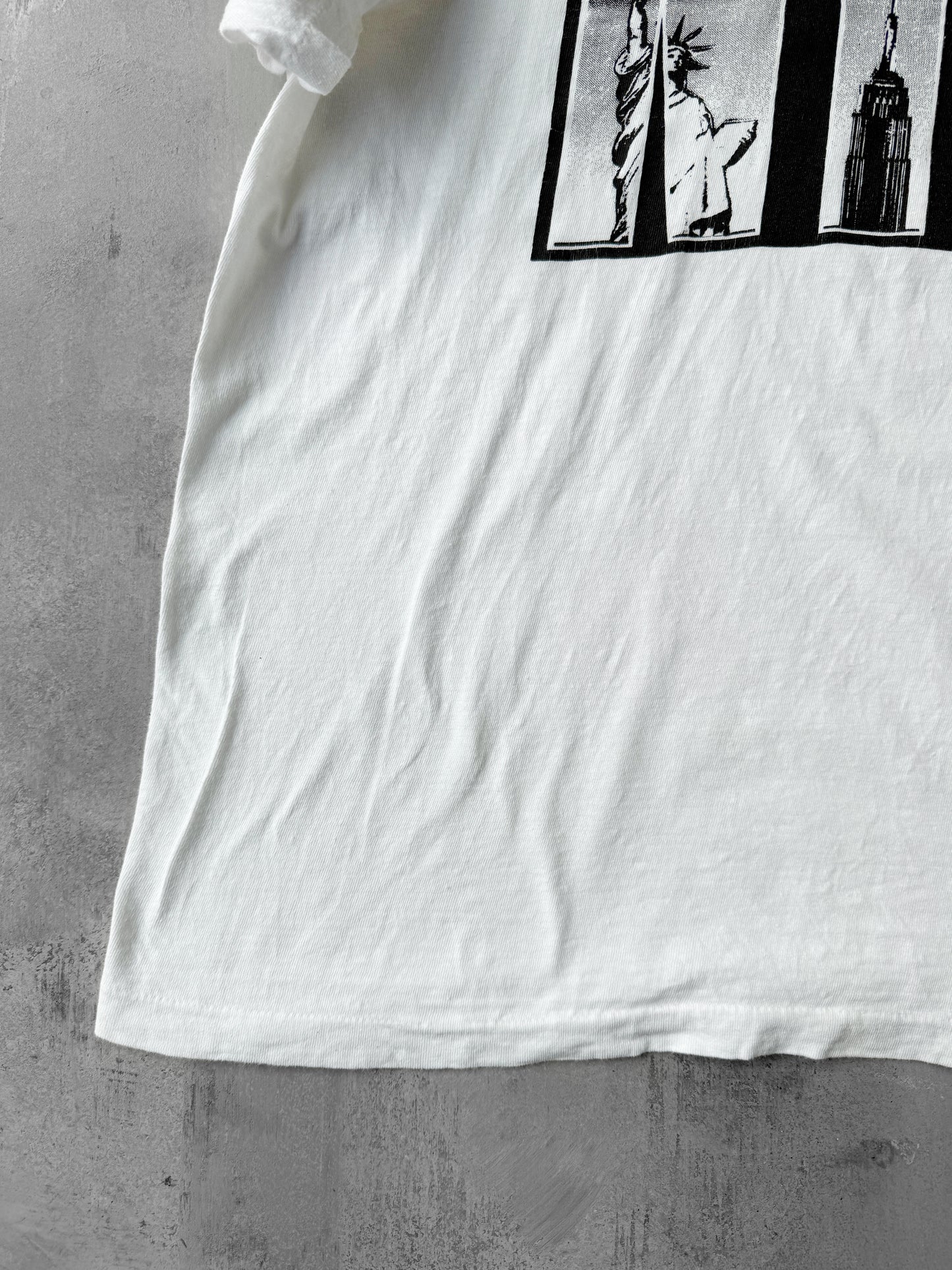 NYC Graphic T-Shirt 90's - XL