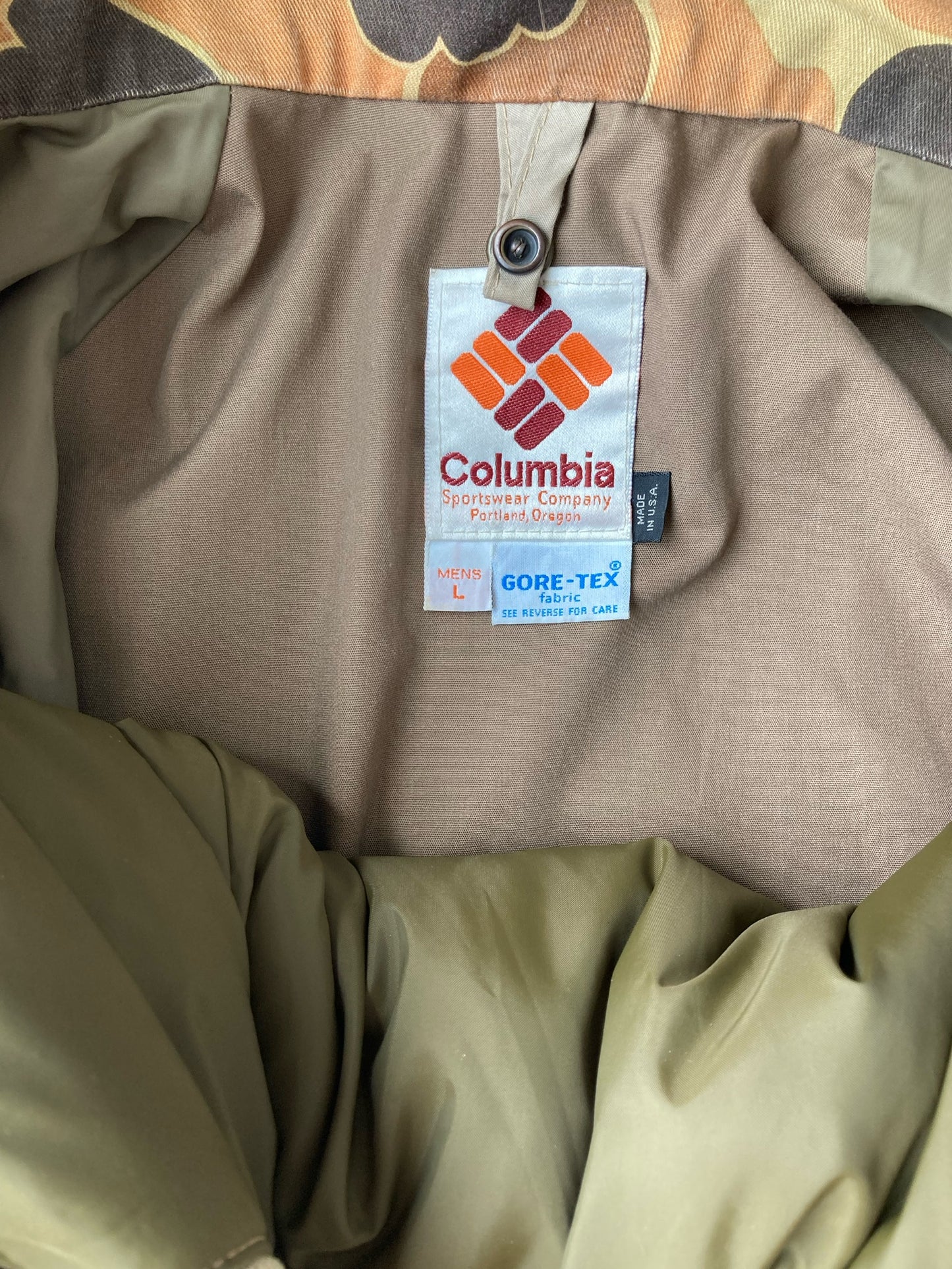 Columbia Coat with Reversible Zip Out Lining 80's - XL