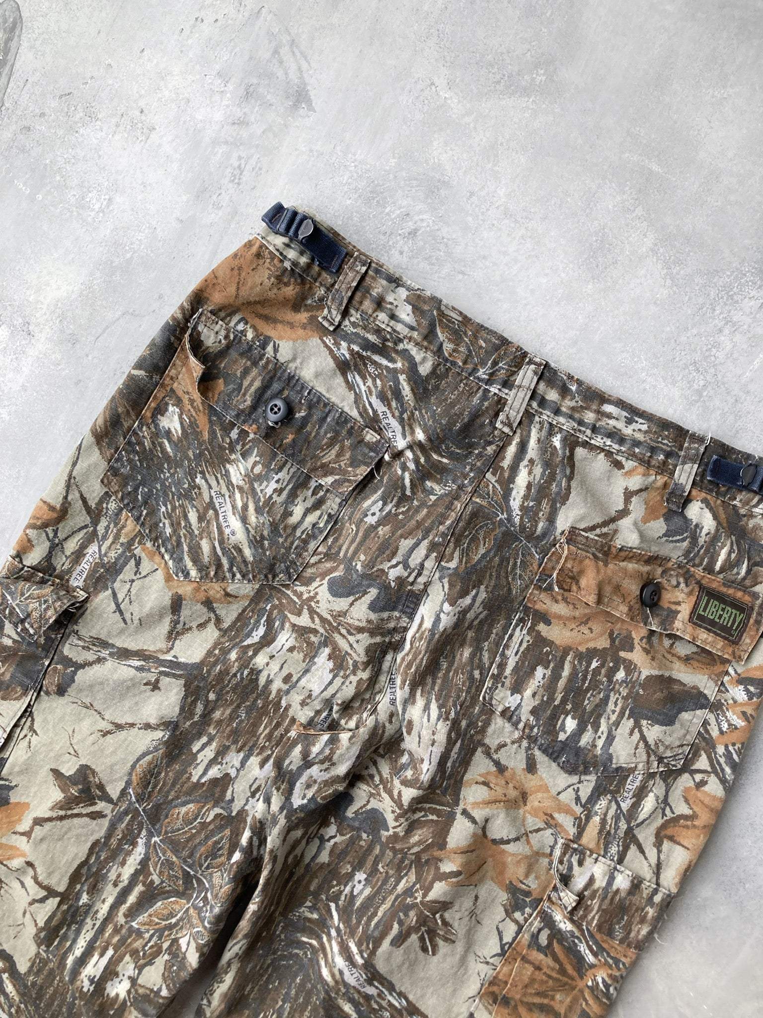 RealTree Camouflage Cargo Pants 90's - 36x31 – Lot 1 Vintage