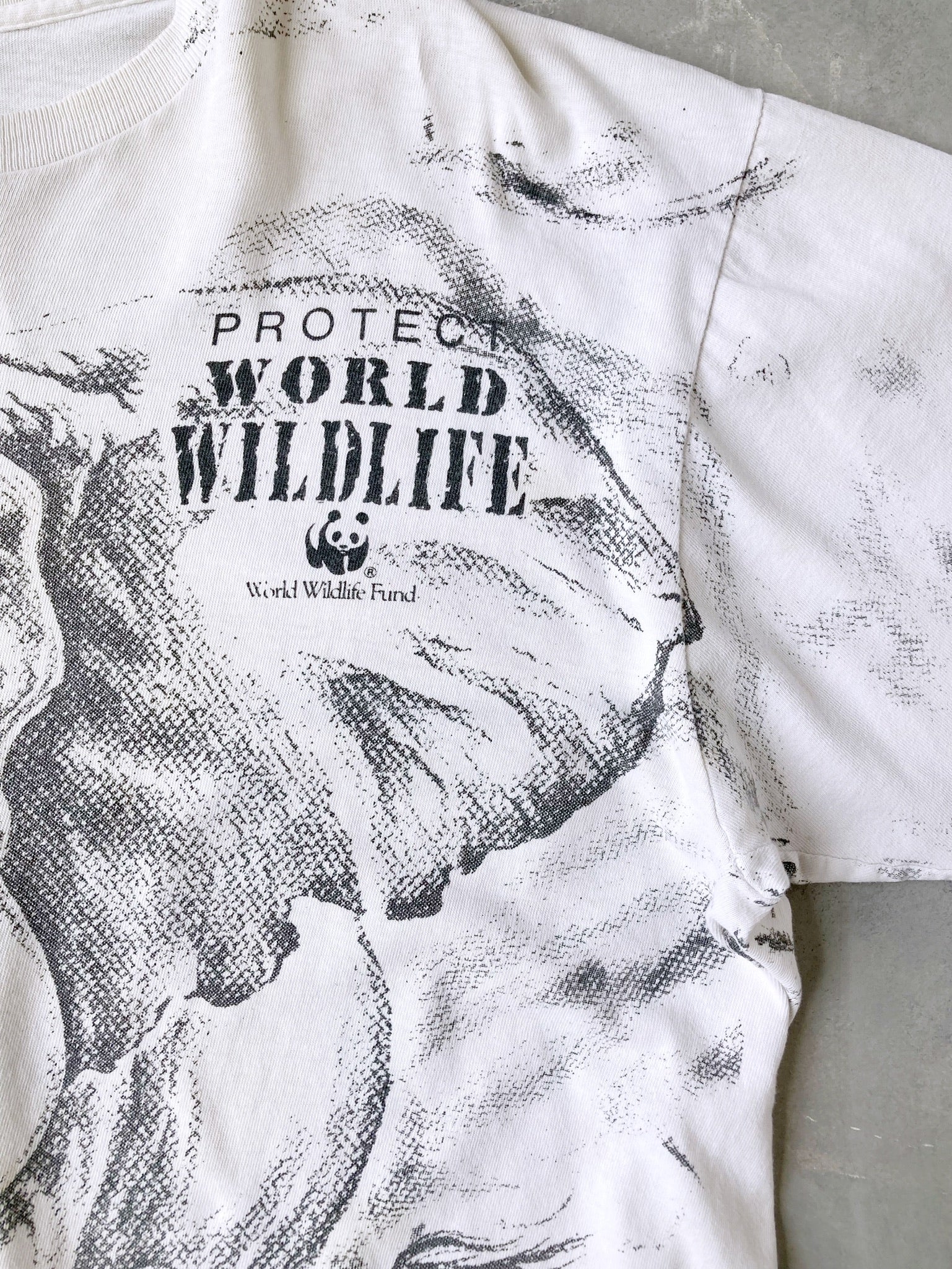 Vintage shops 80s WorldWide Outfitters Wild Elephant Sweatshirt Pullover Bigger Elephant Print Size Large