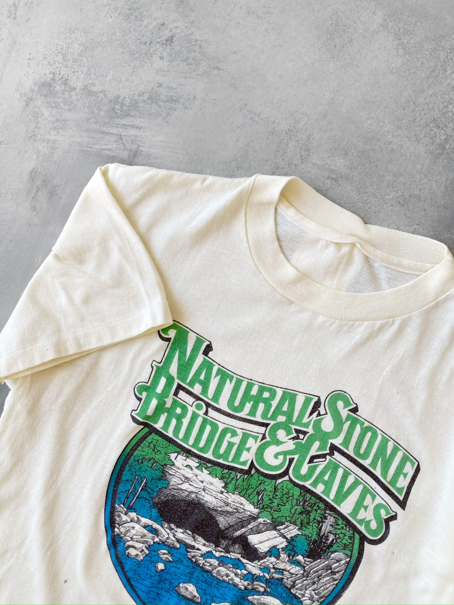 Pottersville Caves T-Shirt 80's - Medium